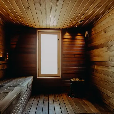 Kotolinna, Kotomo Oy بيت ريفي *