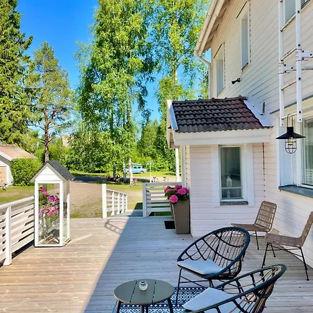 Kotolinna, Kotomo Oy Värdshus